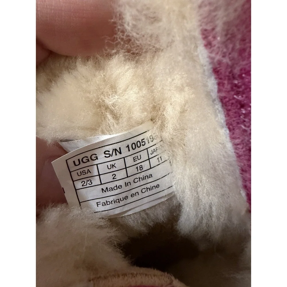 UGG Baby Girls Caden Infant‎ Pink Suede Boots Size 2/3 Excellent Condition